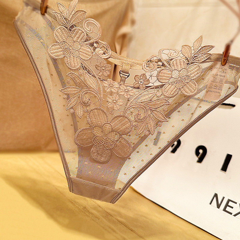 Luxury Romantic Floral Lace Women's Underwear